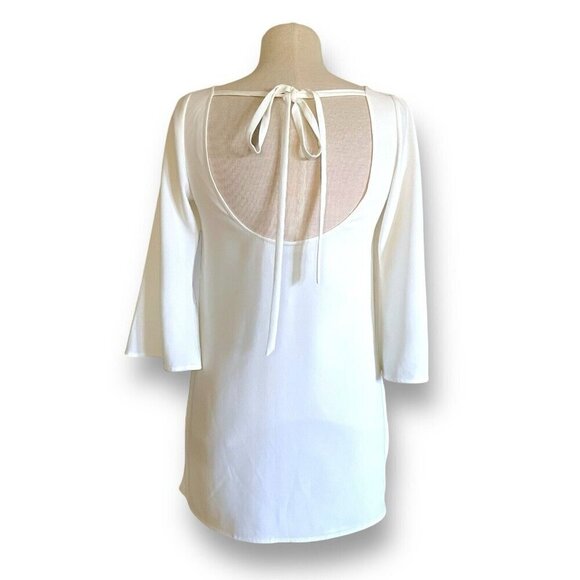 Elizabeth and James Womens Top Sz Small White Crepe Low Tie Back Bell Sleeve - Picture 6 of 9
